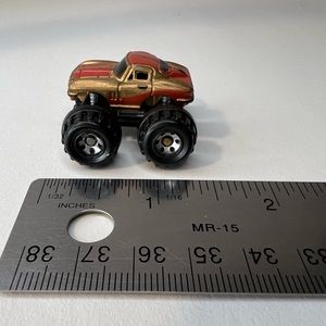 1987 MICRO MACHINES SUPER 4X4 1963 CHEVY CORVETTE!